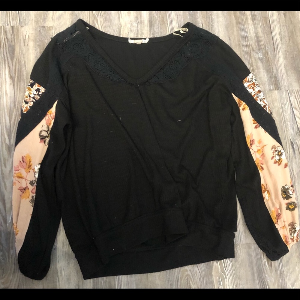 Women’s Blouse
